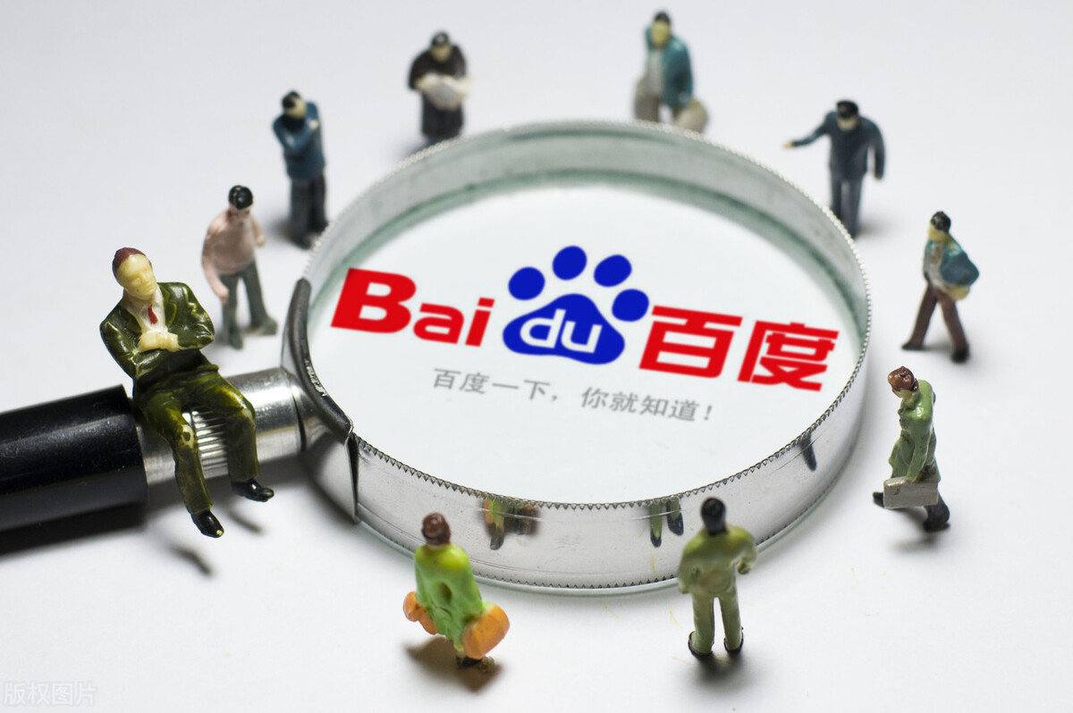 彭小苒近日妆造全是紫色